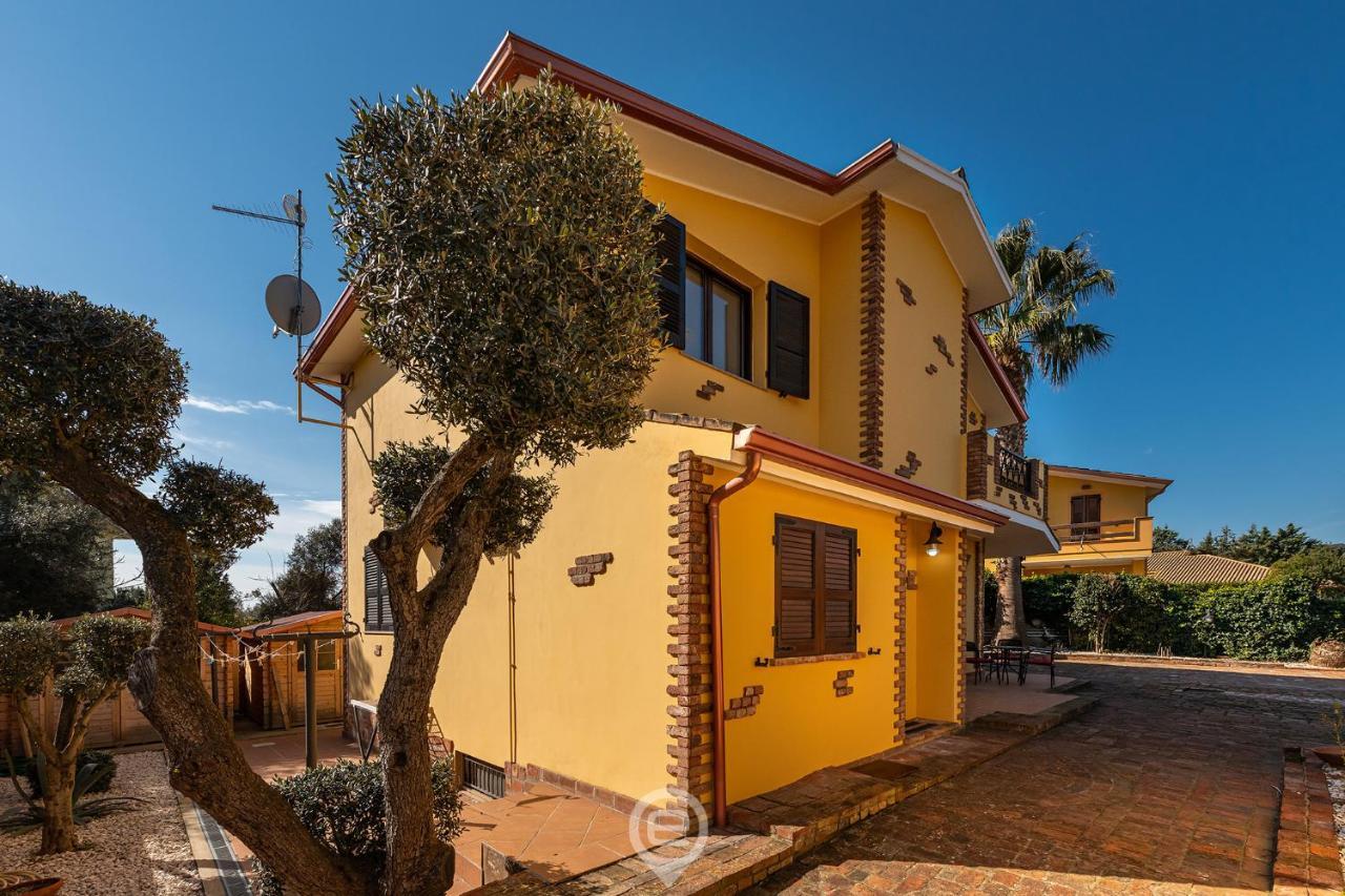 Villa Monica - Suites Iglesias Eksteriør bilde