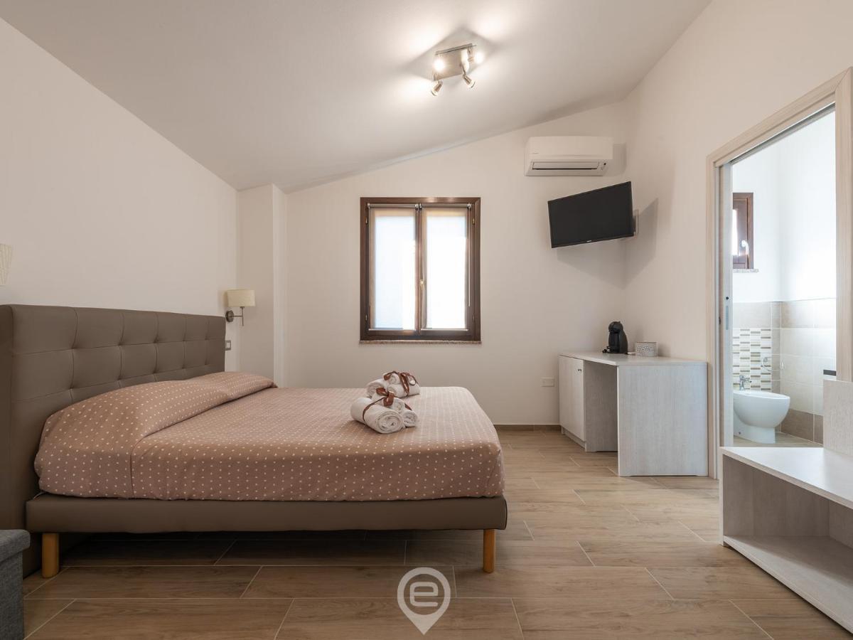 Villa Monica - Suites Iglesias Eksteriør bilde