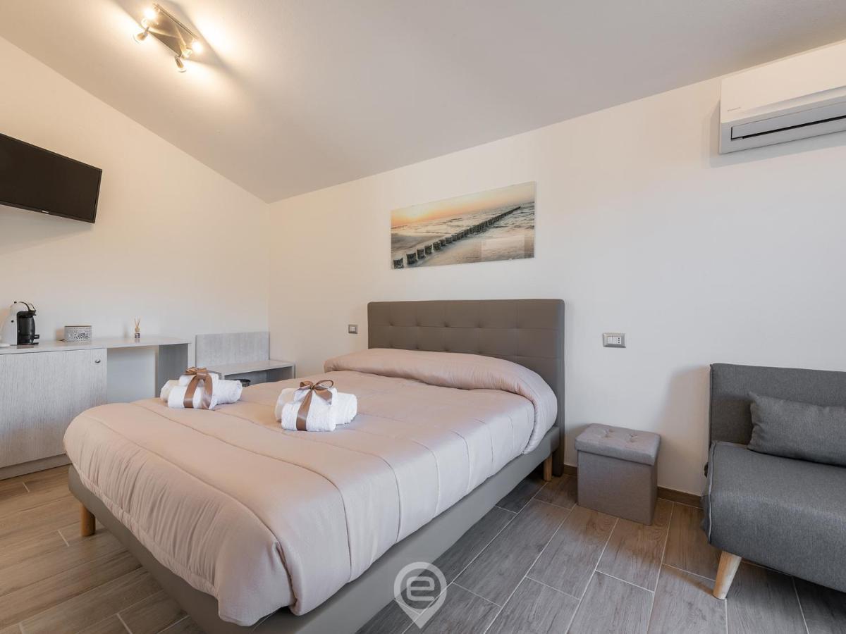 Villa Monica - Suites Iglesias Eksteriør bilde